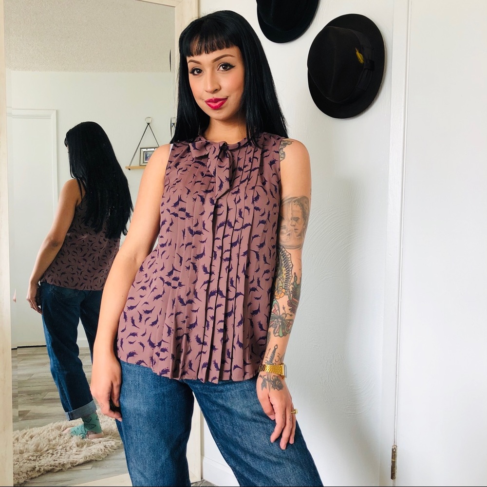 Blouse - Picture 2 of 3